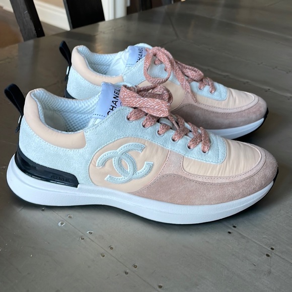 Chanel fabric and suede calfskin light beige and gray sneakers trainers flats 38 - Picture 1 of 12